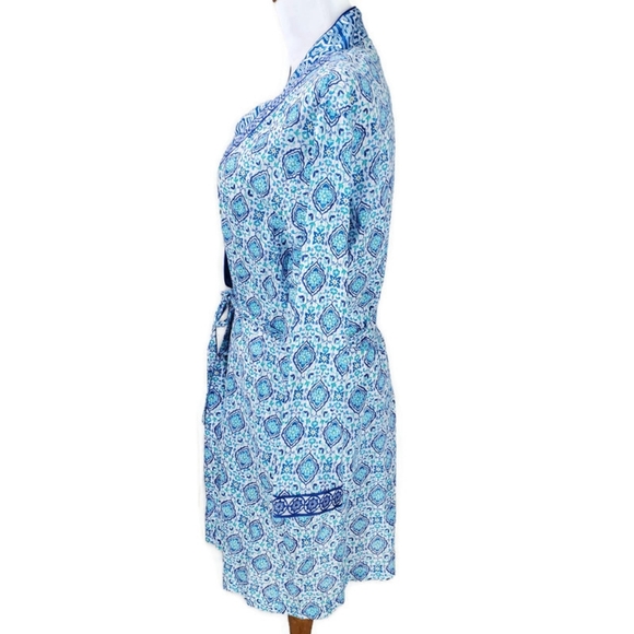 Oscar de la Renta Gauzy Cotton Blue and White Wrap Floral Asia Robe Size Large. - Picture 3 of 15